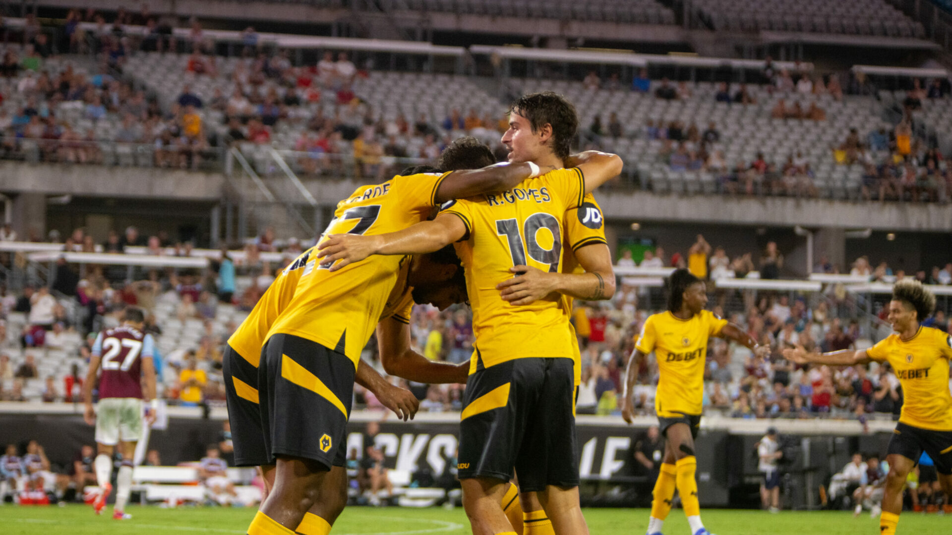 Wolves top West Ham United on soggy night in Jacksonville